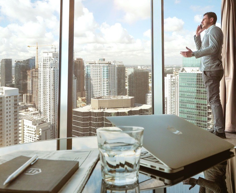 Benefits of Floor to Ceiling Windows Benefits of Floor to Ceiling Windows