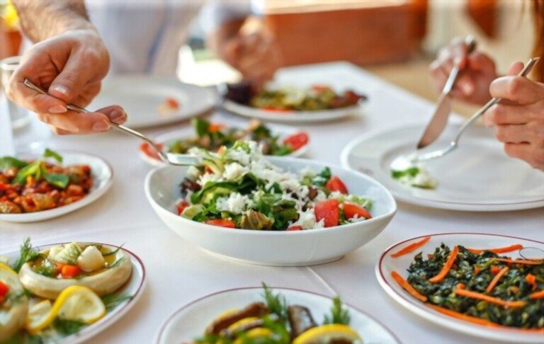 How to Set Lunch Table How to Set Lunch Table
