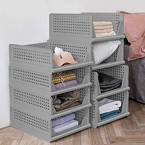 How to Organize Clothes in A Small Closet How to Organize Clothes in A Small Closet